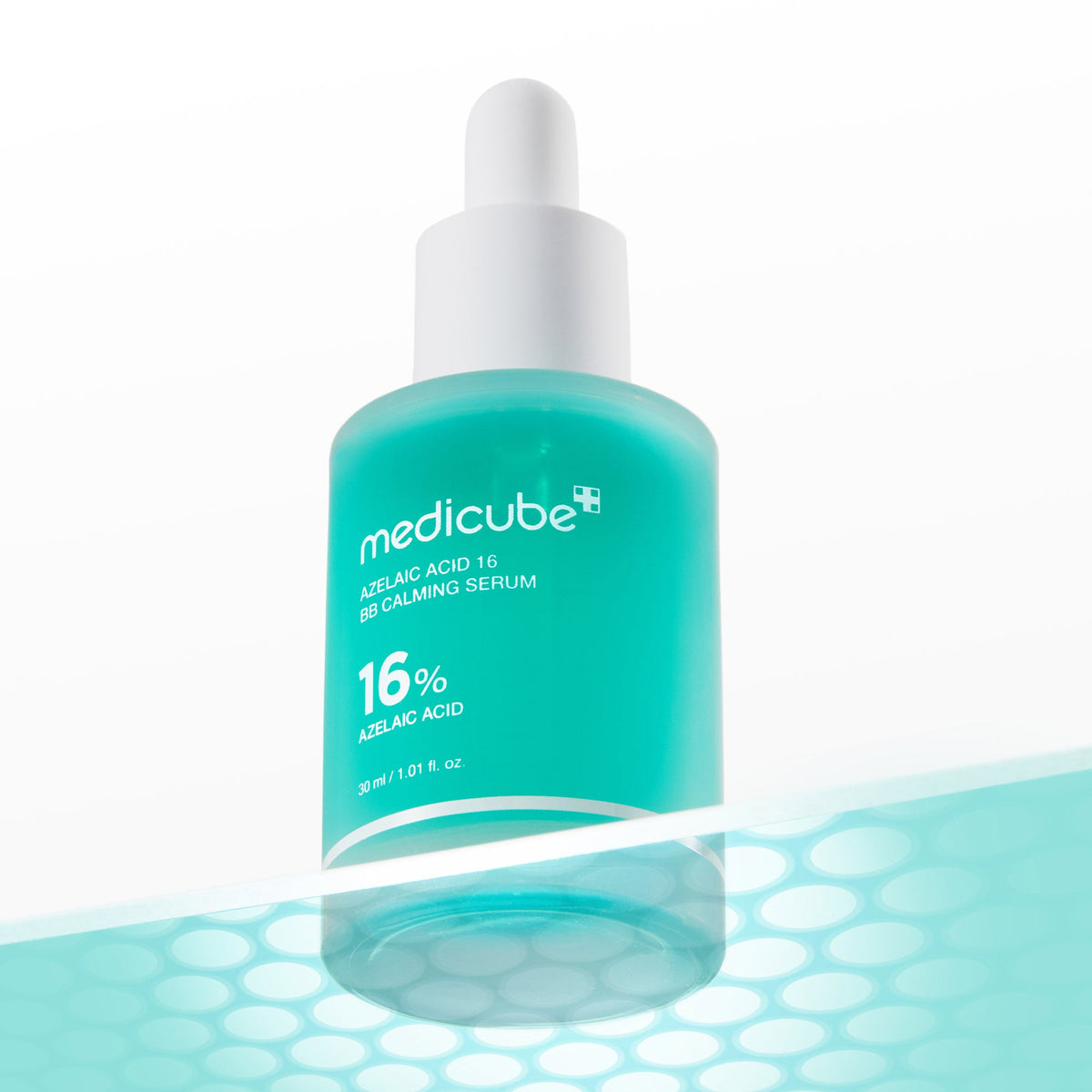 azelaic-acid-16-calming-serum-m7 01_b7a77460-867e-4b7c-b079-cfd94c5ff15c.jpg